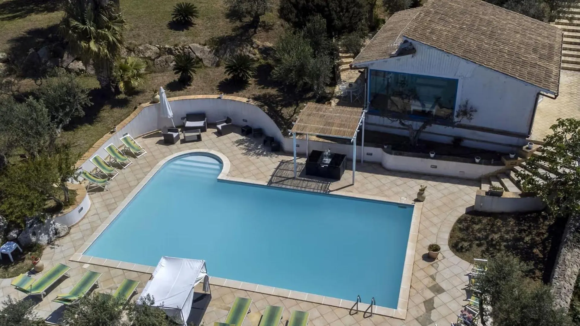 Stunning Apartment In The Nature With Dreamy View Parrinello 0*,